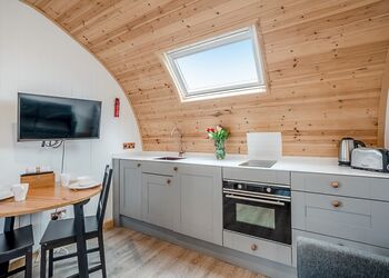 The Rosedale - South View Retreat , Great Busby