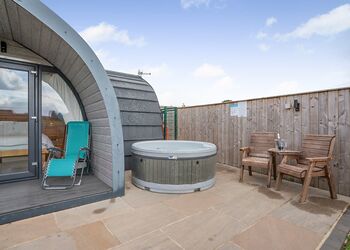 The Rugby - South View Retreat , Great Busby