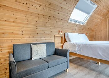 The Rugby - South View Retreat , Great Busby