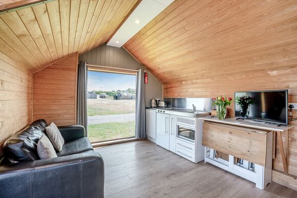 The Carlton - South View Retreat , Great Busby