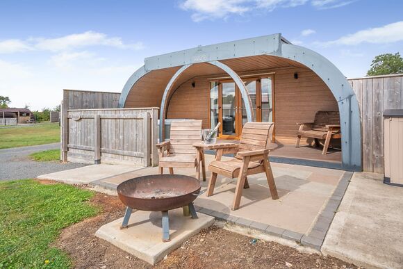 The Rosedale - South View Retreat , Great Busby