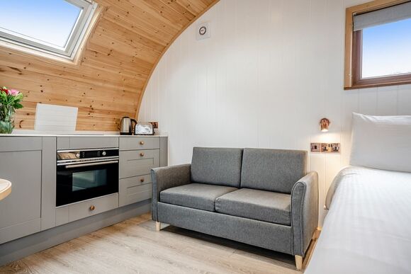 The Rosedale - South View Retreat , Great Busby