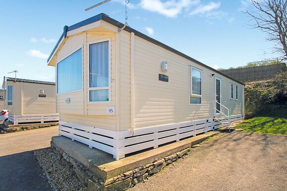 Supreme 2 (Pet) - Swanage Coastal Park, Swanage