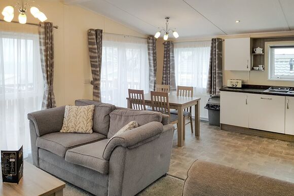 2 Bed Platinum Lodge - Sandaway Beach Holiday Park, Combe Martin