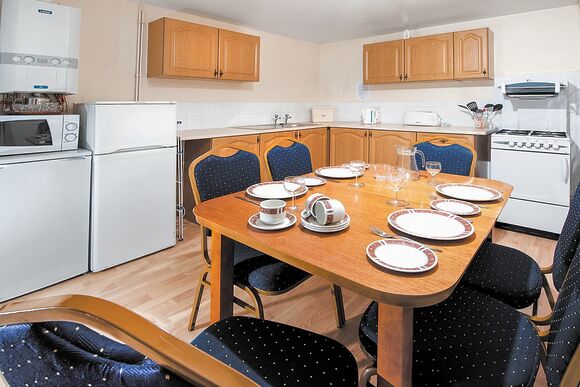 Typical SA 2 Bed Bronze Apartment (Pet) 