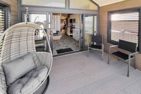 Hideout Escape - Sandaway Beach Holiday Park, Combe Martin