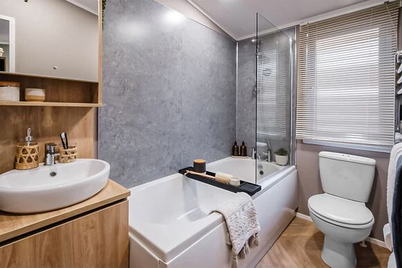 3 Bed Platinum Hot Tub Caravan Pet - Sandaway Beach Holiday Park, Combe Martin