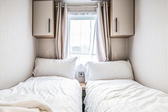 Gold Select 3 Bed - Springwood Holiday Park, Kelso