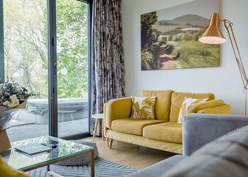 Panorama Retreat - Swanborough Lakes Luxury Lodges, Lewes