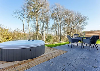 Woodland View Retreat (Pet), Woodland View Retreat 