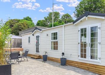 Tolcarne - Stream Valley Holiday Park, Penzance