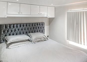 Tolcarne - Stream Valley Holiday Park, Penzance