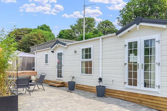 Tolcarne - Stream Valley Holiday Park, Penzance