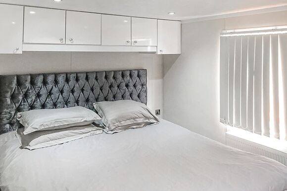 Tolcarne - Stream Valley Holiday Park, Penzance