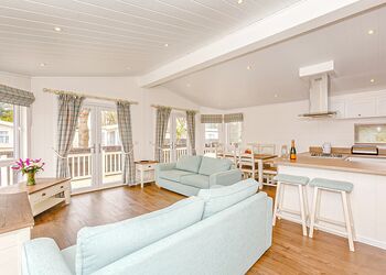 Typical Hawthorne Premier