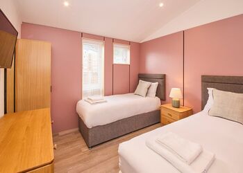 Oakwood Premier - Talacre Beach Resort, Talacre, Holywell