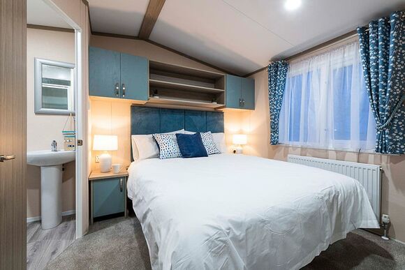 Sunflower - Talacre Beach Resort, Talacre, Holywell