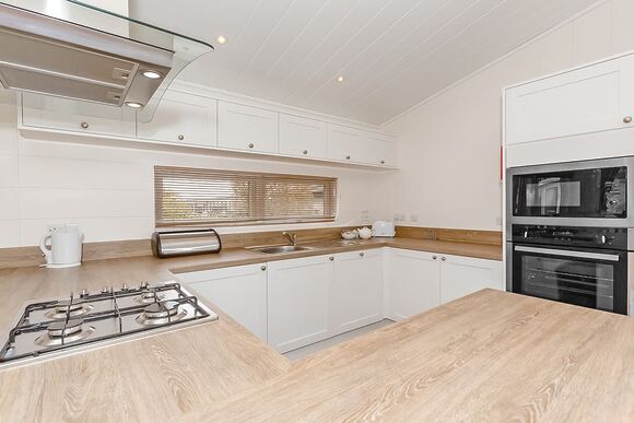 Typical Hawthorne Premier