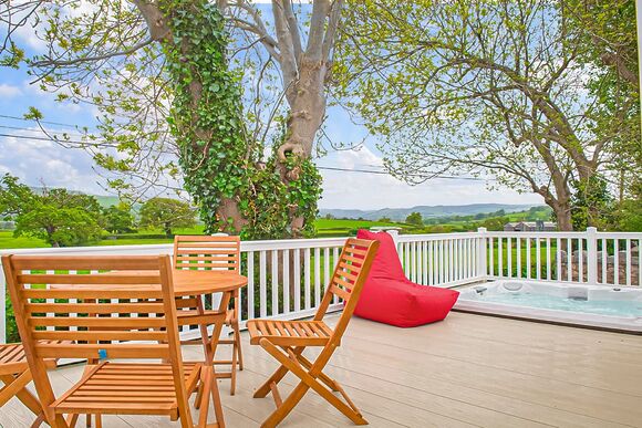 Valley View Lodge - Tan Rallt Holiday Park & Spa, Abergele