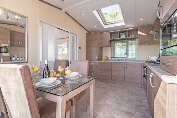 Hillside Lodge - Tan Rallt Holiday Park & Spa, Abergele