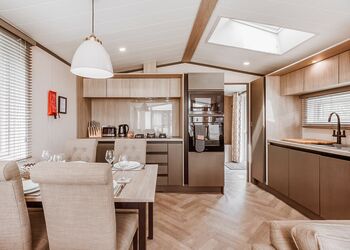 Sycamore Lodge VIP - The Astbury Golf and Lodge Resort, Bridgnorth