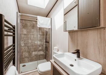 Sycamore Lodge VIP - The Astbury Golf and Lodge Resort, Bridgnorth