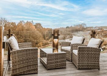 Oak Lodge VIP - The Astbury Golf and Lodge Resort, Bridgnorth