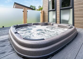 Willow Lodge VIP - The Astbury Golf and Lodge Resort, Bridgnorth