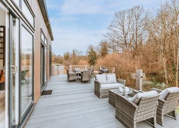 Olive Lodge VIP - The Astbury Golf and Lodge Resort, Bridgnorth