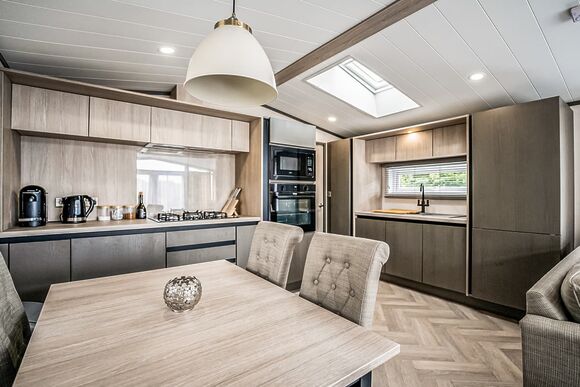 Sycamore Lodge - The Astbury Golf and Lodge Resort, Bridgnorth