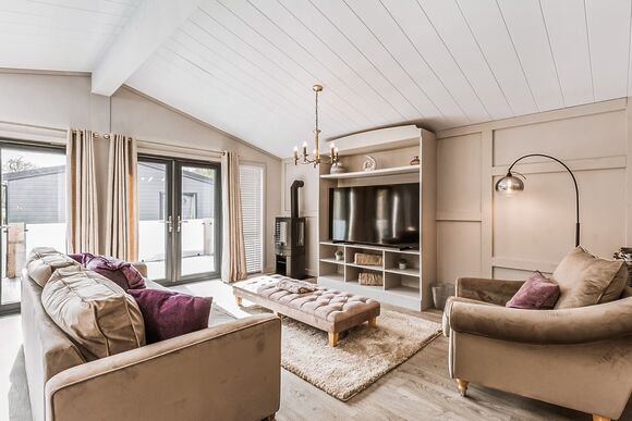 Ivy Lodge VIP - The Astbury Golf and Lodge Resort, Bridgnorth