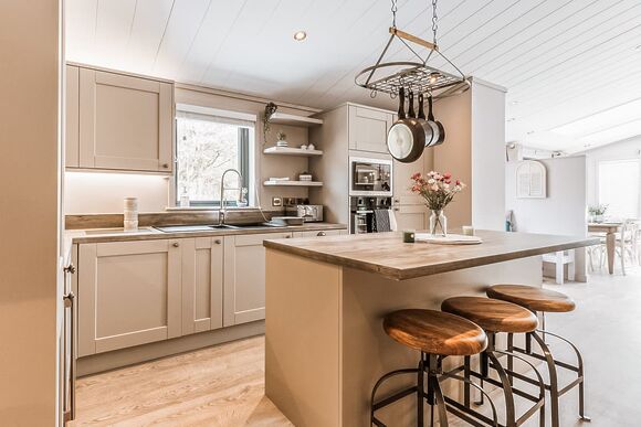 Ivy Lodge VIP - The Astbury Golf and Lodge Resort, Bridgnorth