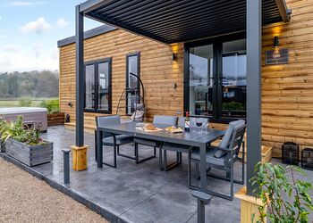 The Stargazer - The Barns at Blackwater Meadow, Ellesmere