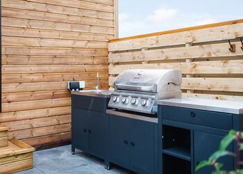 The Stargazer - The Barns at Blackwater Meadow, Ellesmere