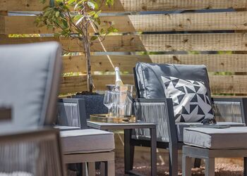 Retreat Barn - The Barns at Blackwater Meadow, Ellesmere