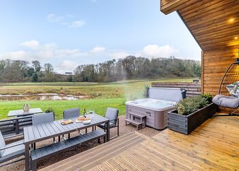 Three Bed Barn - The Barns at Blackwater Meadow, Ellesmere