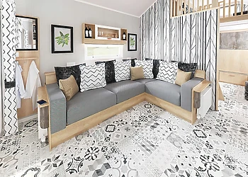 River View Hot Tub S-Pods