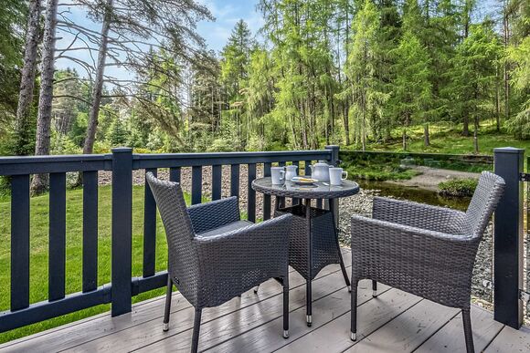 Riverside Hot Tub Pod 5  