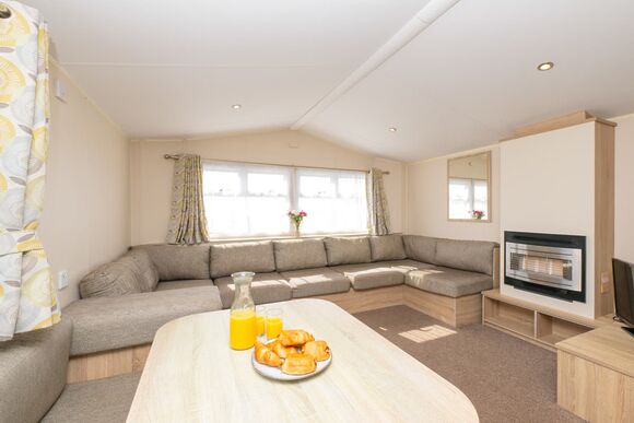 Sunrise - Tencreek, Looe