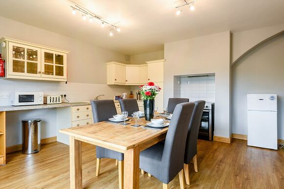 Squirrel Cottage - Grange Leisure Park, Mablethorpe