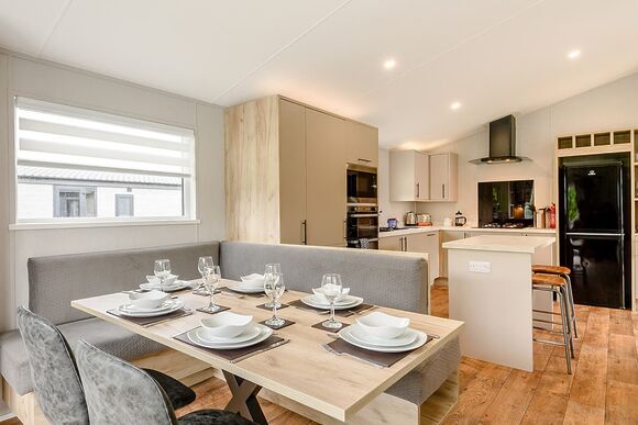 Platinum 4 Berth Lodge - Grange Leisure Park, Mablethorpe