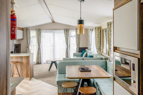 Platinum 6 Berth Caravan (2 bed) - Grange Leisure Park, Mablethorpe