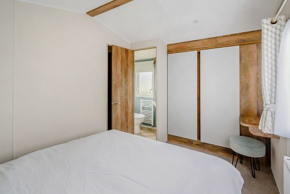 Platinum 6 Berth Caravan (2 bed) - Grange Leisure Park, Mablethorpe