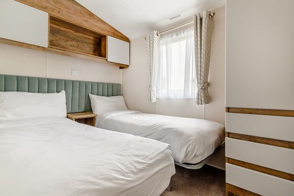 Platinum 6 Berth Caravan (2 bed) - Grange Leisure Park, Mablethorpe