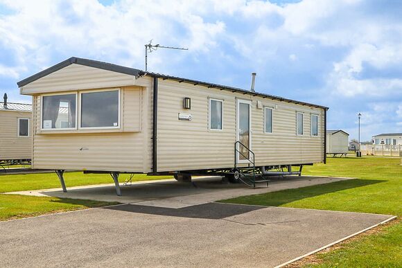 Silver 6 Berth Caravan - Grange Leisure Park, Mablethorpe