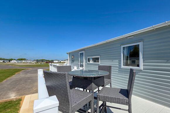 Platinum 8 Caravan Hot Tub - Grange Leisure Park, Mablethorpe