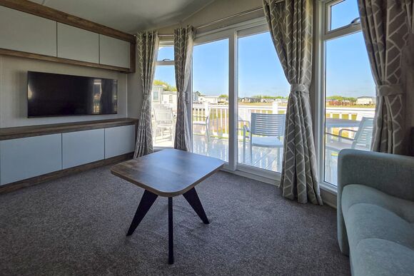 Platinum 8 Caravan Hot Tub - Grange Leisure Park, Mablethorpe