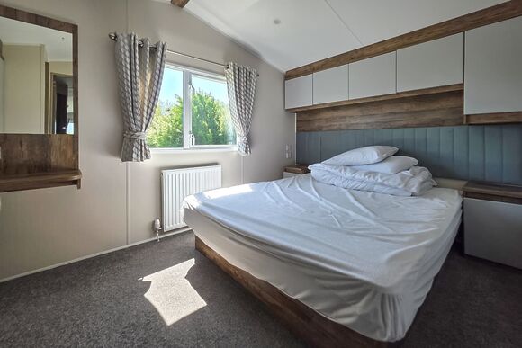 Platinum 8 Caravan Hot Tub - Grange Leisure Park, Mablethorpe