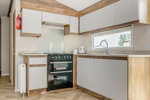 Platinum 8 Berth Lodge, Platinum 3 Caravan - Grange Leisure Park, Mablethorpe