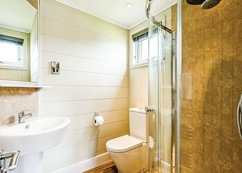 Typical Elonby 2 Premier